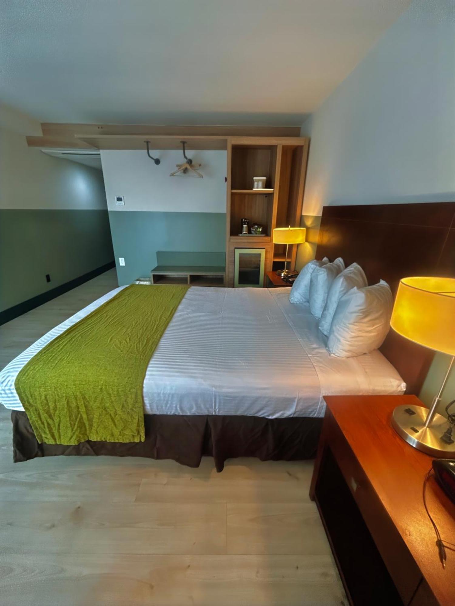 Huntington Beach Inn Экстерьер фото
